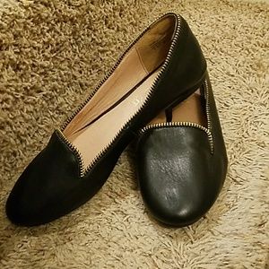 Aldo Leonsa zipper flats